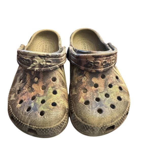 Crocs Classic Camo Clogs Kids Size C8 Green Brown Slip On Shoes - Picture 2 of 8